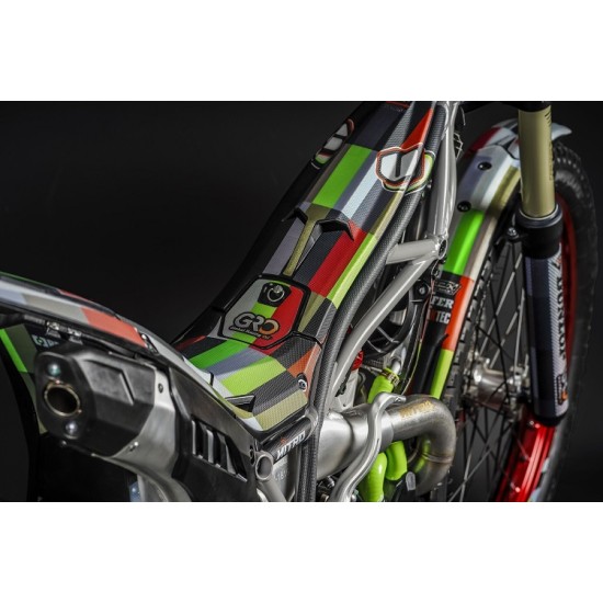 Kit Adesivi Plastiche VERTIGO RS2 2024