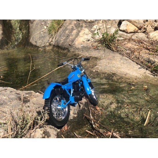 Modellino BULTACO SHERPA T 198-199