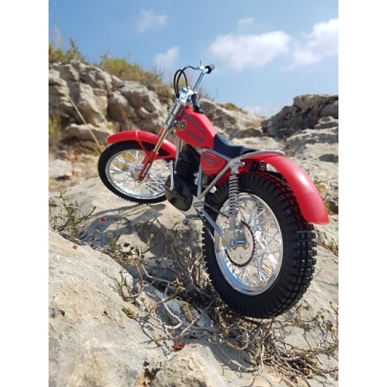 Modellino BULTACO SHERPA T 199
